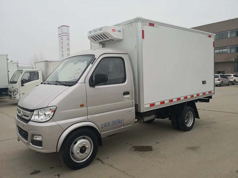 長安后雙輪冷藏車-廂長3米