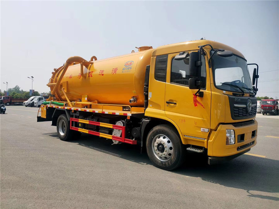 國(guó)六東風(fēng)天錦清洗吸污車