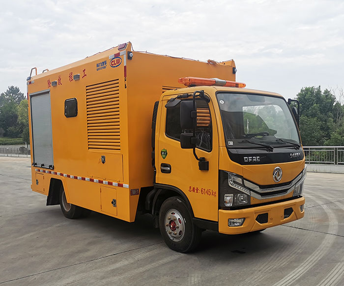 程力東風(fēng)工程救險(xiǎn)車