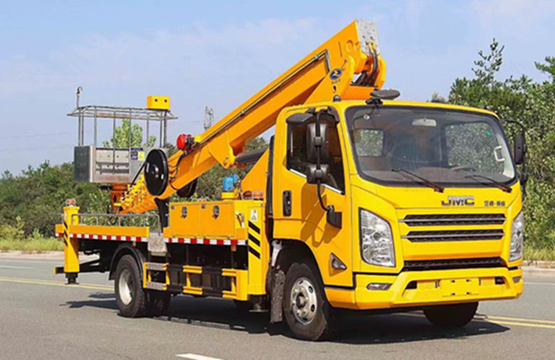 江鈴凱銳25-28米黃牌伸縮臂高空車(chē)推薦