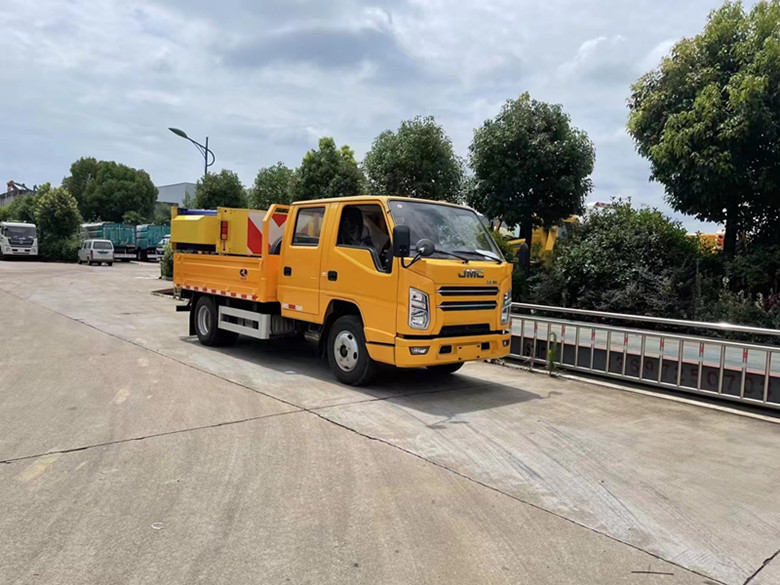 江鈴藍牌防撞緩沖車產品推薦！