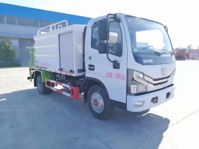 藍(lán)牌東風(fēng)小多利卡4.5方抑塵車推薦