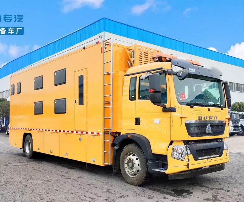 重汽豪沃8人宿營(yíng)車推薦