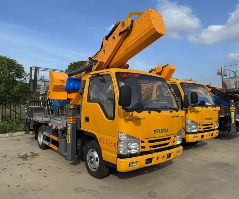 程力高空作業(yè)車今日推薦：藍(lán)牌慶鈴30米高空作業(yè)車