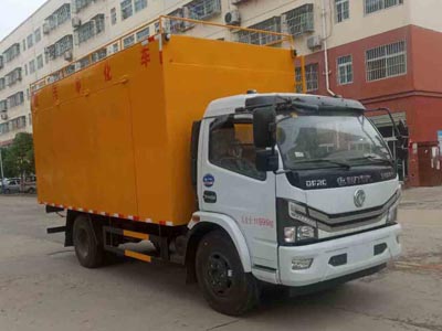 東風D7吸污凈化車