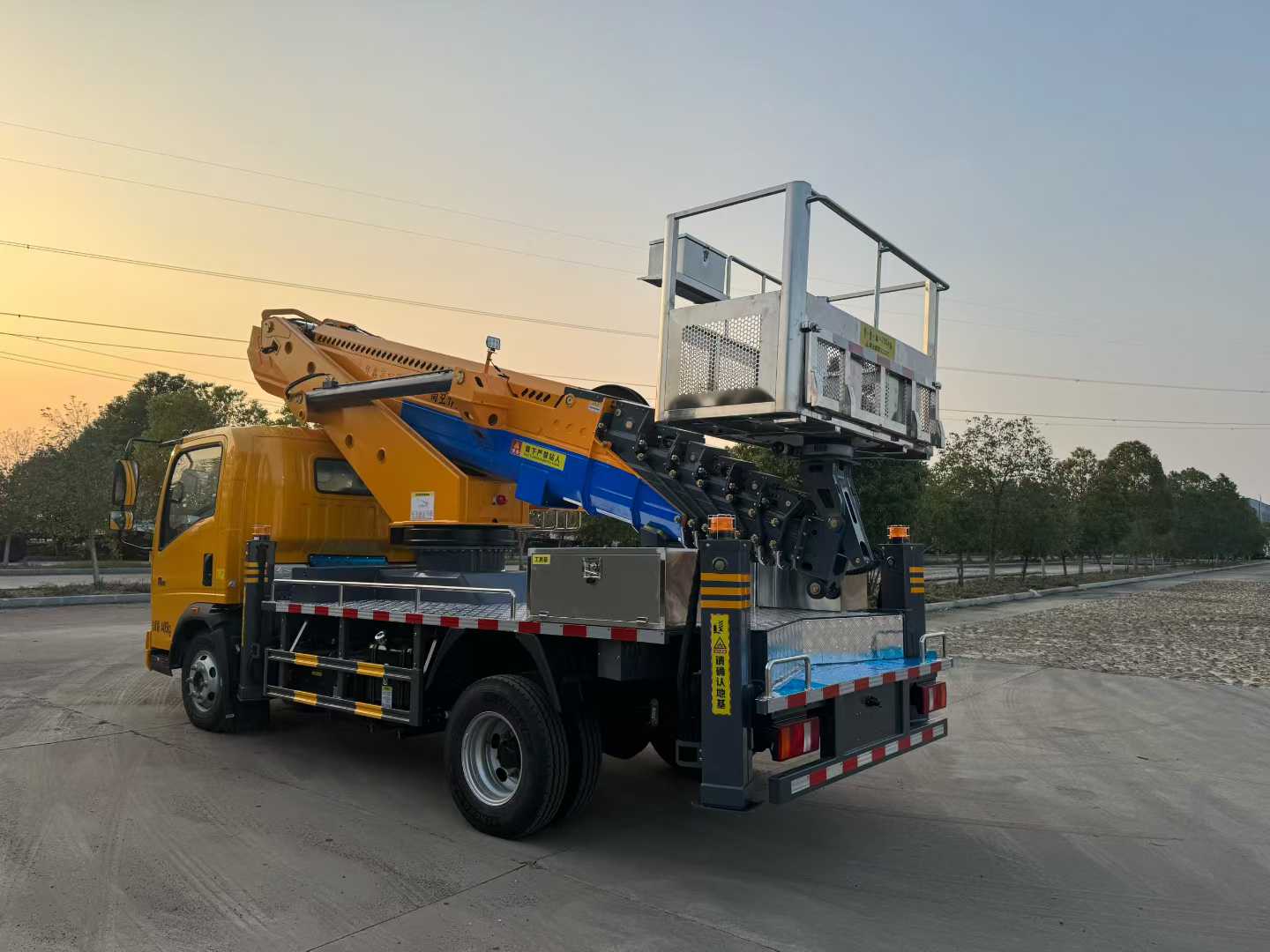 1766391002224195.jpg 微信圖片_2025-11-14_100431_094.jpg