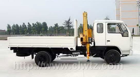 東風金霸隨車起重運輸車